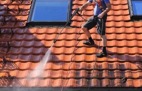 Dakonderhoud in Friesland — vakkundige uitvoering